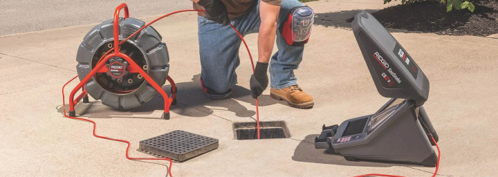 Outils débouchage canalisations