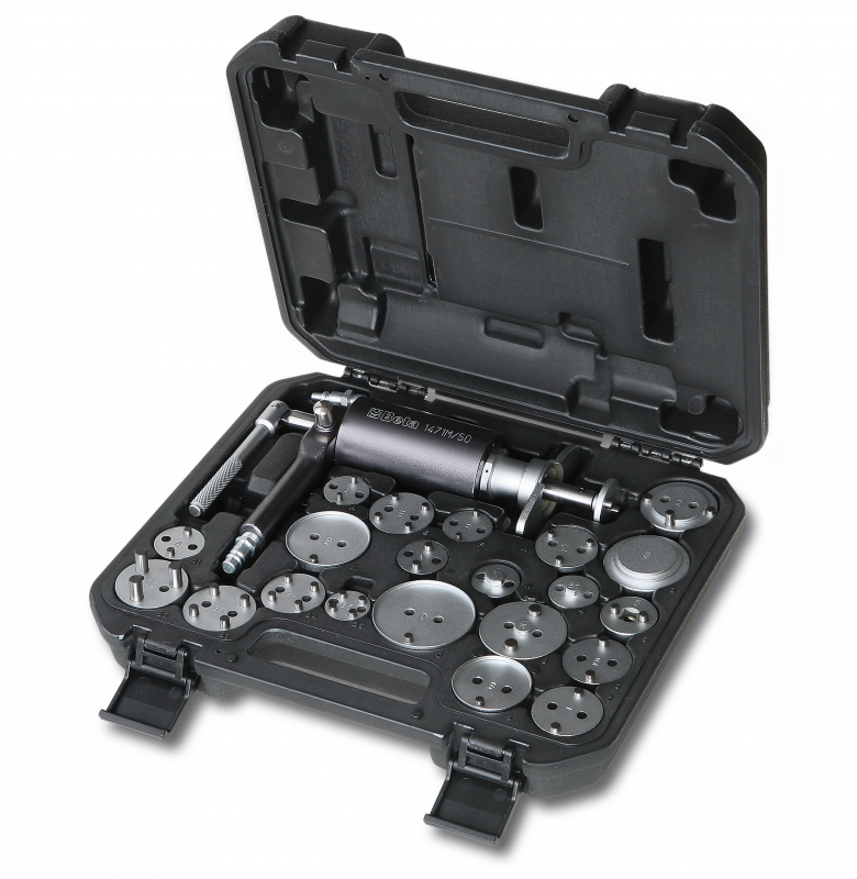 Beta 014710101 1471M/C22 Cric pneumatique pour pistons de frein, avec valise.