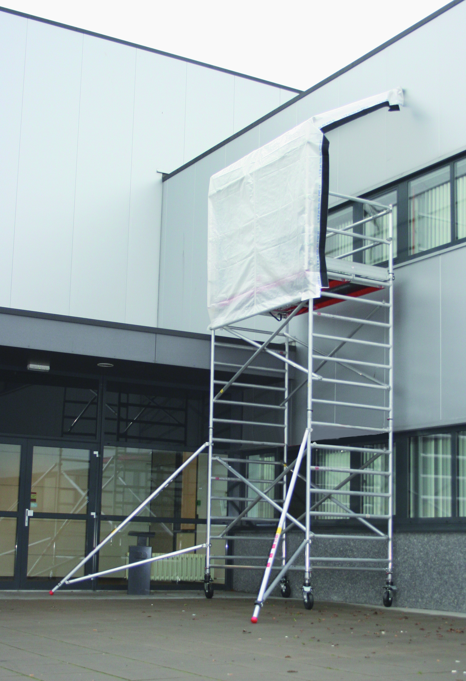 Altrex C500502 Toit traversant pour la série RS Tower 5 Longueur de plate-forme de 2,45 m
