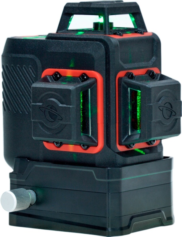 Futech 026.3DG-S Brave Green battery cross line laser 3D incl. batterie et chargeur dans une valise + tr&eacute;pied