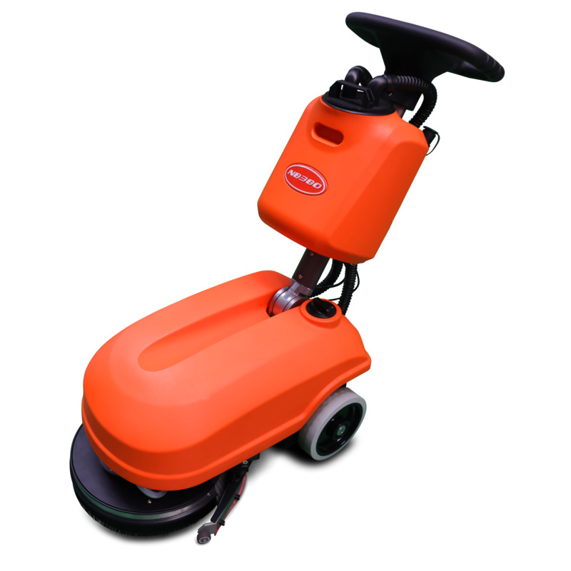 Noblelift NB380 Autolaveuse 380mm capacité 10l 2x 12V 32Ah batterie et chargeur