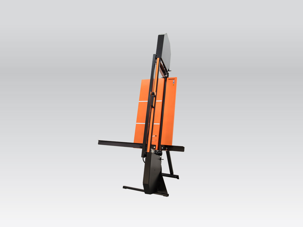 Rokamat 53000-a Batterie Tigris Scie à isolation 18V 2x 5.2 Ah et chargeur