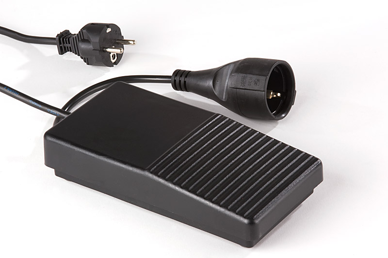 Hegner 110003000 Pédale de commande Multicut MC1 à Quick