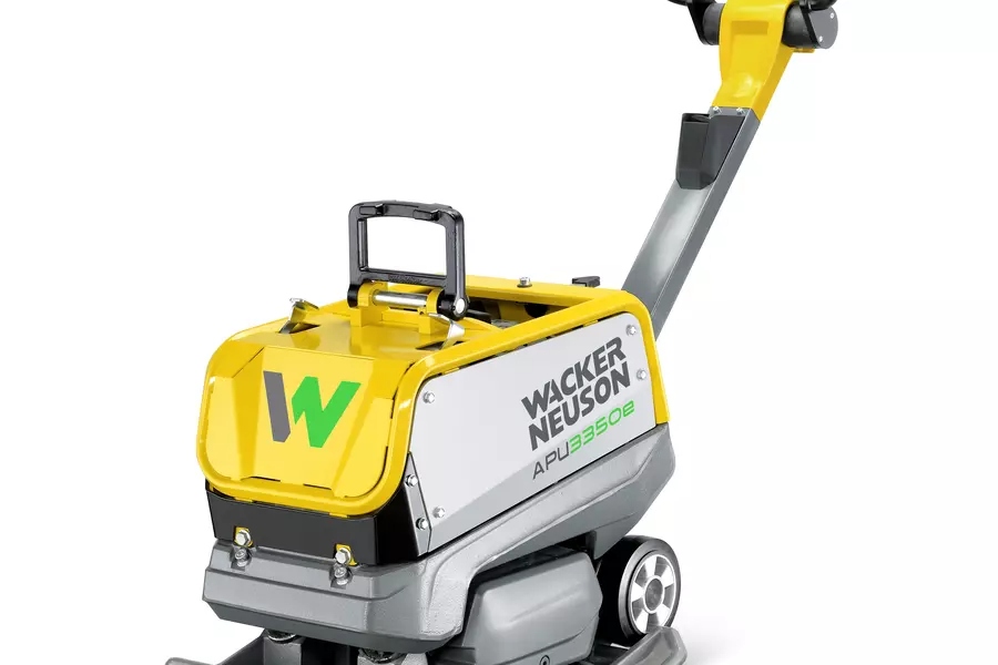 Wacker Neuson 5100076970 APU3340e Plaque vibrante Accu 33kN 703x400 mm
